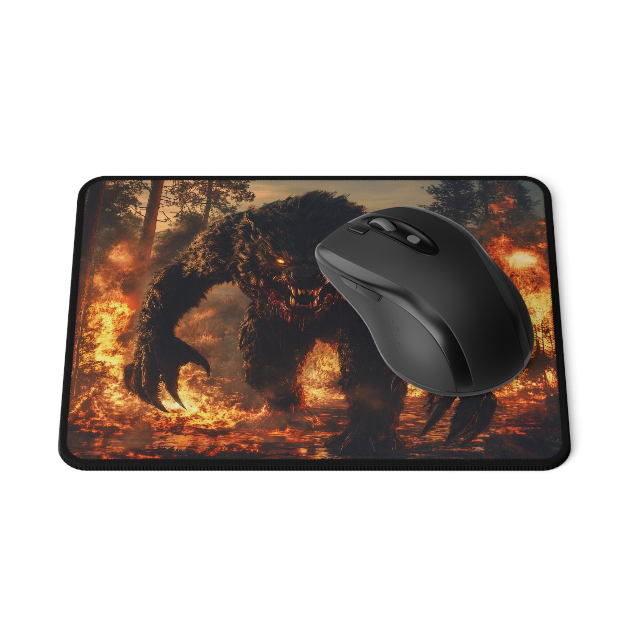 Fierce Werewolf Gaming Mouse Pad - Non-Slip Design for Gamers